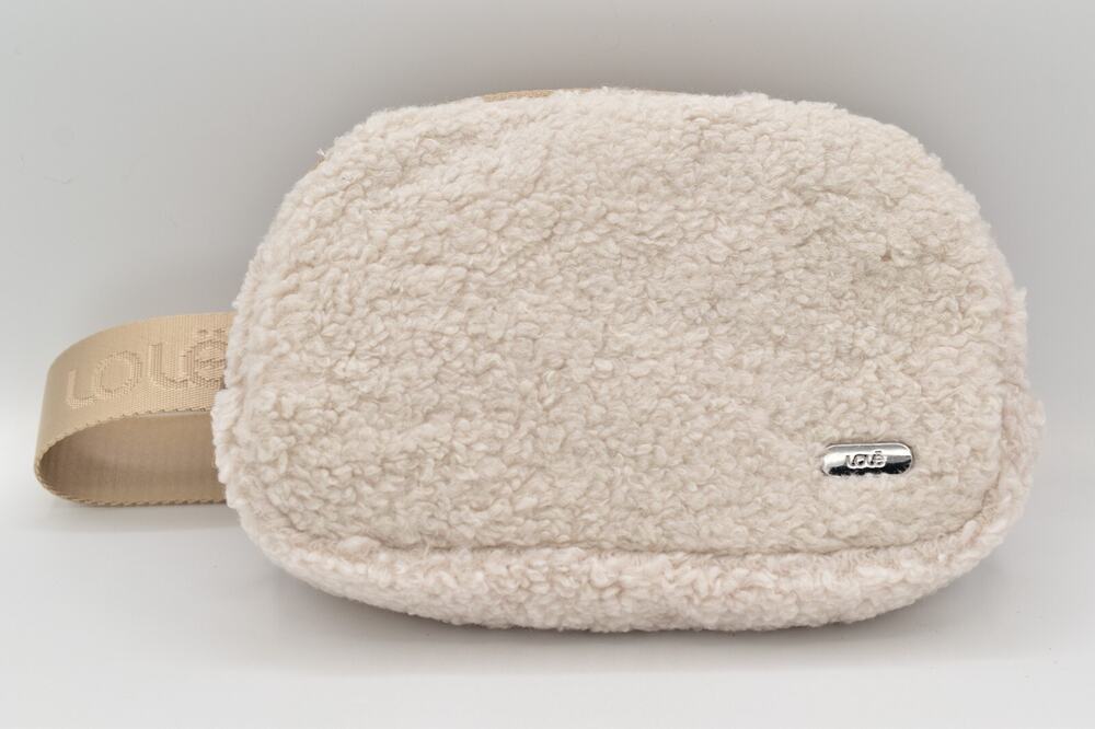 LOLE Fuzzy Sherpa Belt Bag Adjustable Crossbody Fanny Pack Convertible Cream NEW